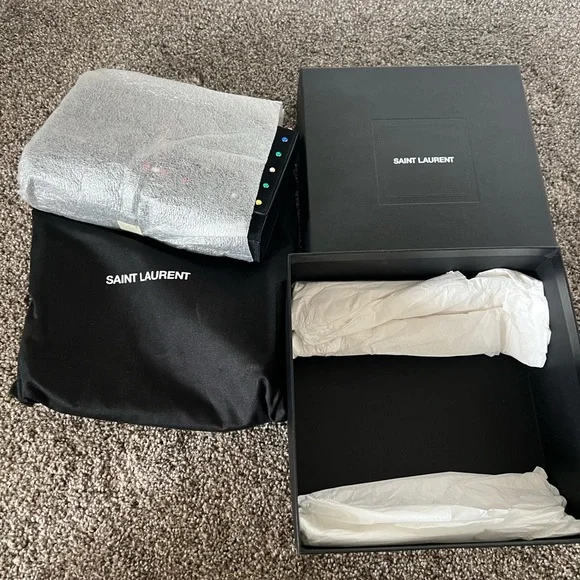 Like New YSL gem crossbody handbag - Picture 4 of 7